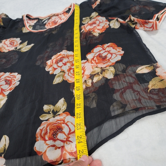 Floral Women's Black Floral Sheer Puff Sleeve Ringer Top By A New Day Sz. 1X - Picture 6 of 12